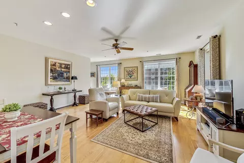 1222 Depot St #2D, Glenview, IL 60025 photo 8