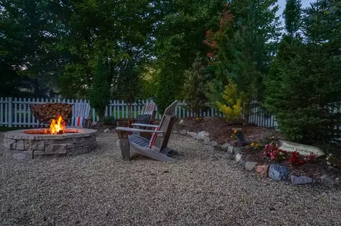 5 Derby Way, Bloomington, IL 61704 photo 7