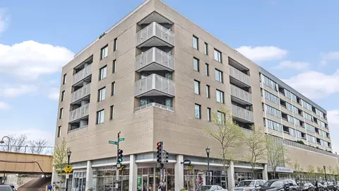 900 Chicago Ave #412, Evanston, IL 60202