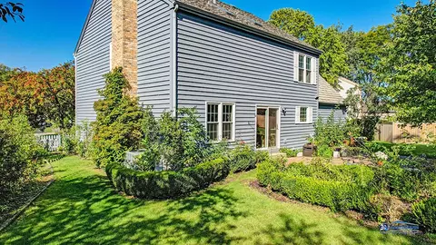 245 Pilgrims Path, Gurnee, IL 60031 photo 41