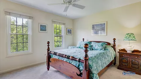 245 Pilgrims Path, Gurnee, IL 60031 photo 29