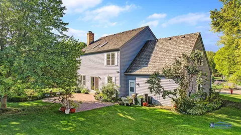 245 Pilgrims Path, Gurnee, IL 60031 photo 37