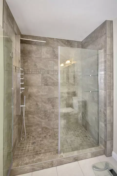2411 Corinth Ln, Normal, IL 61761 photo 22