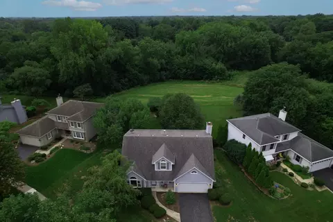600 Dorchester Ct, Naperville, IL 60565