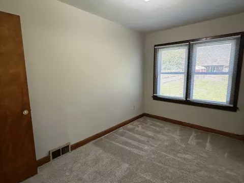 1104 Hovey Ave, Normal, IL 61761 photo 7