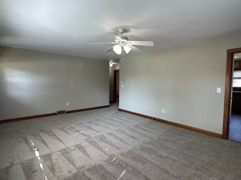 1104 Hovey Ave, Normal, IL 61761 photo 5
