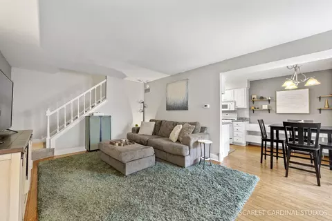 1586 Timber Trl #C, Wheaton, IL 60189 photo 4