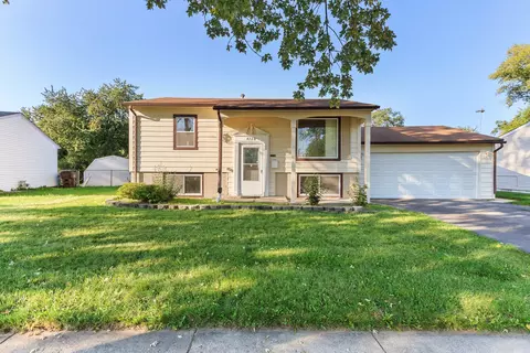 4224 Birchwood Rd, Richton Park, IL 60471
