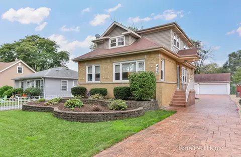 416 S Summit Ave, Villa Park, IL 60181