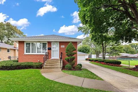 4025 Goss Ave, Schiller Park, IL 60176