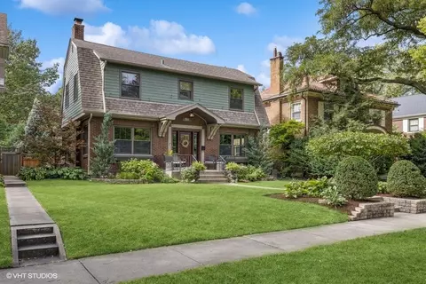 911 Fair Oaks Ave, Oak Park, IL 60302