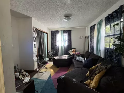 612 Eureka St, Champaign, IL 61820 photo 5