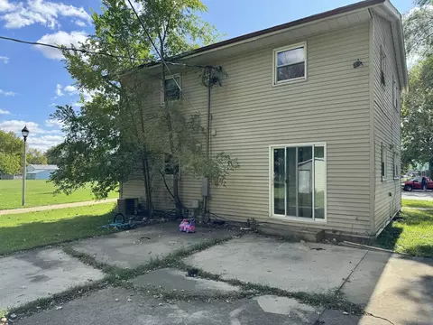 612 Eureka St, Champaign, IL 61820 photo 14