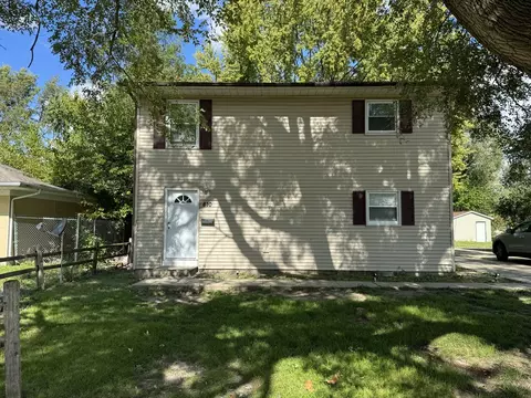 610 Eureka St, Champaign, IL 61820