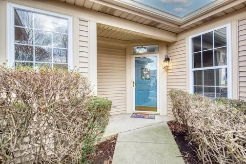 21643 W Empress Ln, Plainfield, IL 60544 photo 2