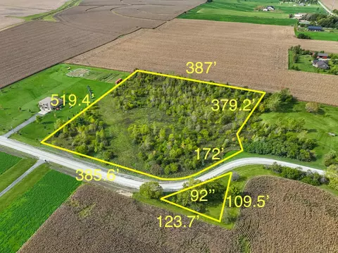 31804 S Indian Trail Rd, Wilmington, IL 60481