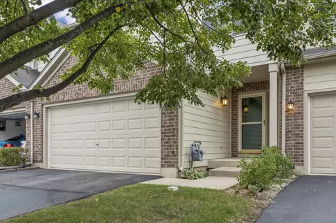 5307 Glenbrook Trl, Mchenry, IL 60050