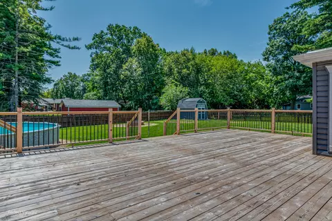 855 Schomer Rd, Aurora, IL 60505 photo 8