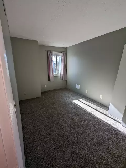1108 E Jefferson St #13, Bloomington, IL 61701 photo 8