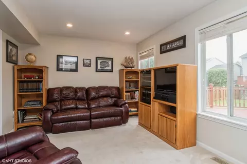 21156 W Covington Dr, Plainfield, IL 60544 photo 5