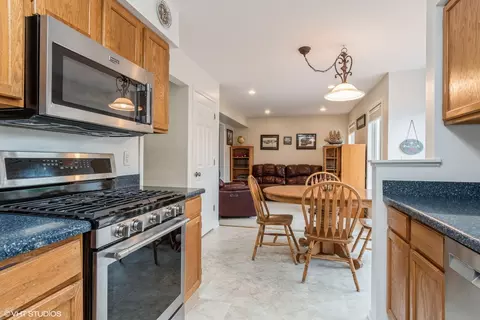 21156 W Covington Dr, Plainfield, IL 60544 photo 10