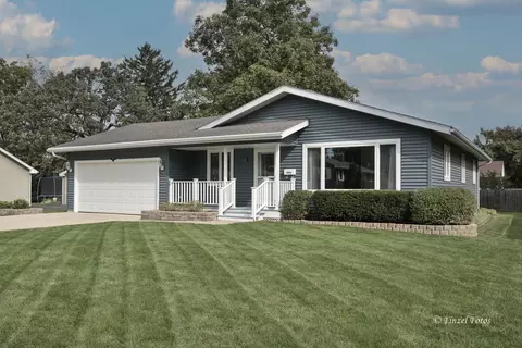 1273 Mitchell St, Woodstock, IL 60098