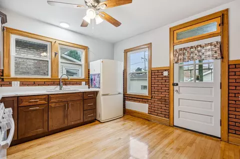 3546 Wesley Ave, Berwyn, IL 60402 photo 8