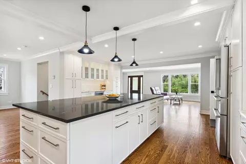 11430 79th St, Burr Ridge, IL 60527 photo 9