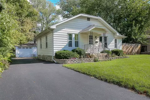 719 S Grace St, Lombard, IL 60148