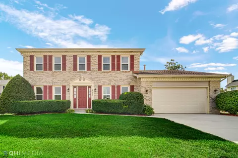 2225 Walcott Rd, Aurora, IL 60504