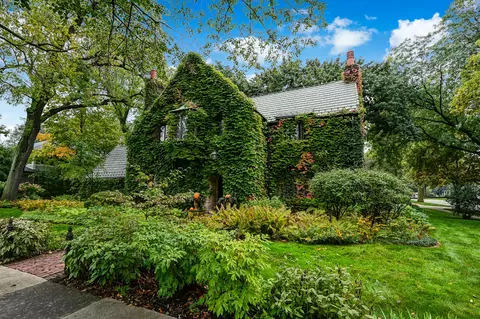 4 E 5th St, Hinsdale, IL 60521