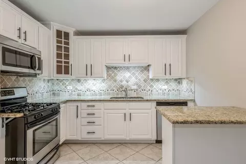 8811 Plainfied Rd #7, Brookfield, IL 60513 photo 4