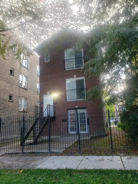1422 S Saint Louis Ave, Chicago, IL 60623