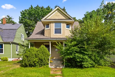 115 N Commonwealth Ave, Elgin, IL 60123
