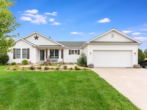 3964 E 2259th Rd, Serena, IL 60549