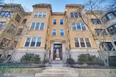 5324 S Hyde Park Blvd #3, Chicago, IL 60615