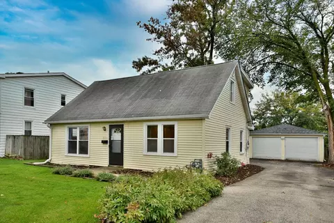 311 E Dickens Ave, Northlake, IL 60164