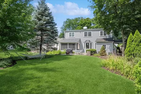 917 N Cross St, Wheaton, IL 60187 photo 34