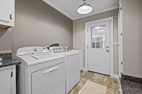 917 N Cross St, Wheaton, IL 60187 photo 15