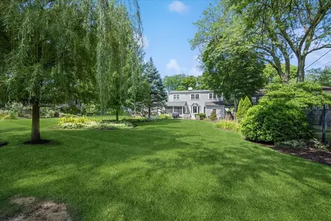 917 N Cross St, Wheaton, IL 60187 photo 33