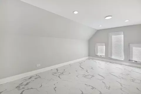 217 N Lorel Ave, Chicago, IL 60644 photo 12