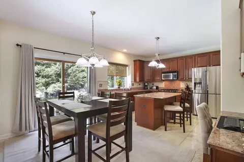 Kitchen - 4570 Whitehall Ln, Algonquin, IL 60102 photo 2 of 6