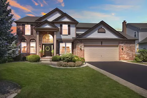 Exterior - 4570 Whitehall Ln, Algonquin, IL 60102 photo 8 of 8
