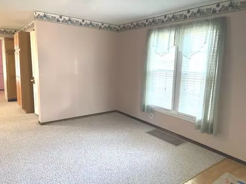 1419 W 3rd St, Dixon, IL 61021 photo 7