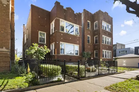 5619 N Artesian Ave, Chicago, IL 60659 photo 2