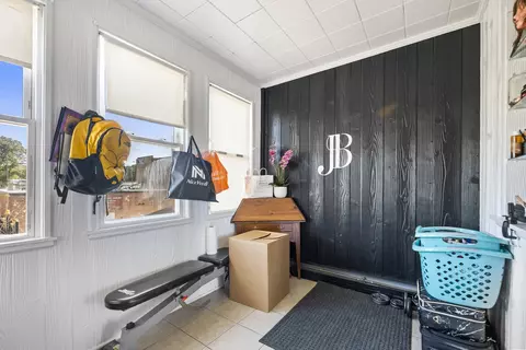 5619 N Artesian Ave, Chicago, IL 60659 photo 8