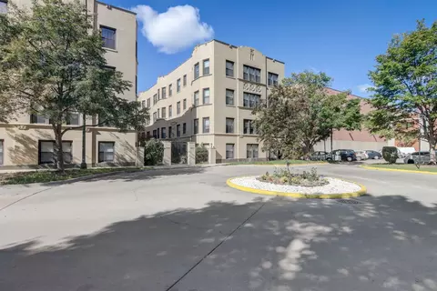 7442 N Hermitage Ave #1J, Chicago, IL 60626