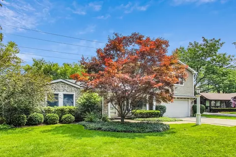 1763 Killarney Ln, Northbrook, IL 60062