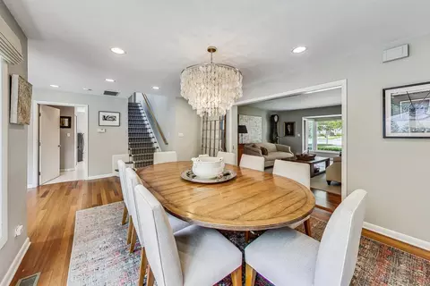 1763 Killarney Ln, Northbrook, IL 60062 photo 3