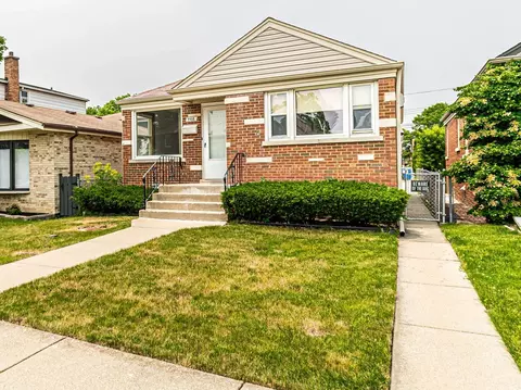 3908 N Panama Ave, Chicago, IL 60634